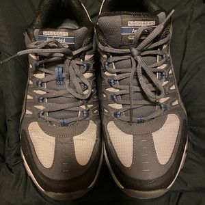 EUC Grey & Black Men’s Skechers